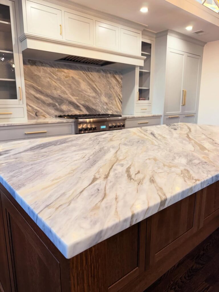 Quartzite - Calacatta Bluette Honed 3